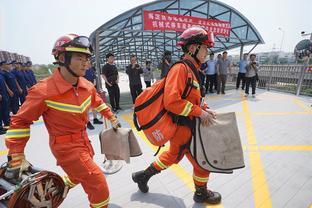 詹姆斯谈季中锦标赛激烈程度：你会面对世界上最出色的男性竞争者