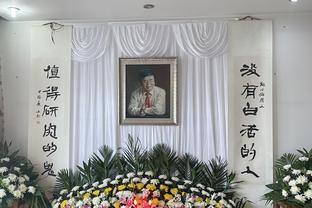 随队已夺得7项赛事冠军，利物浦官方祝阿诺德25岁生日快乐